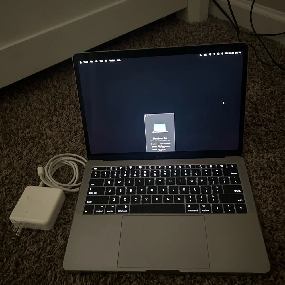 Apple MacBook Pro - 13-Inch